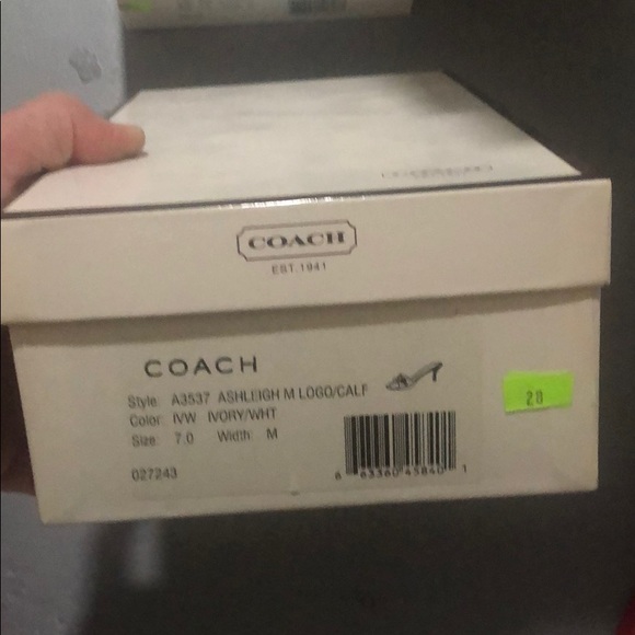 Coach heels - Picture 4 of 4